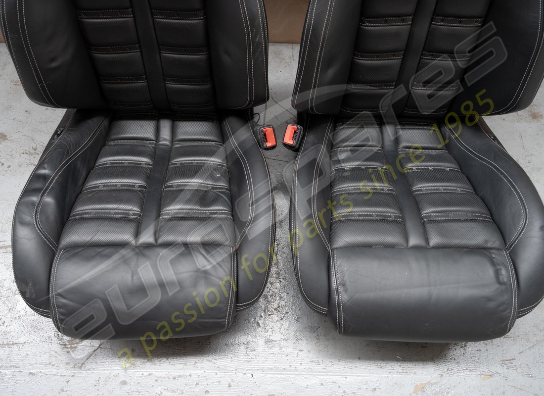 set di sedili completo usato eurospares. numero parte eap1558688 (7)