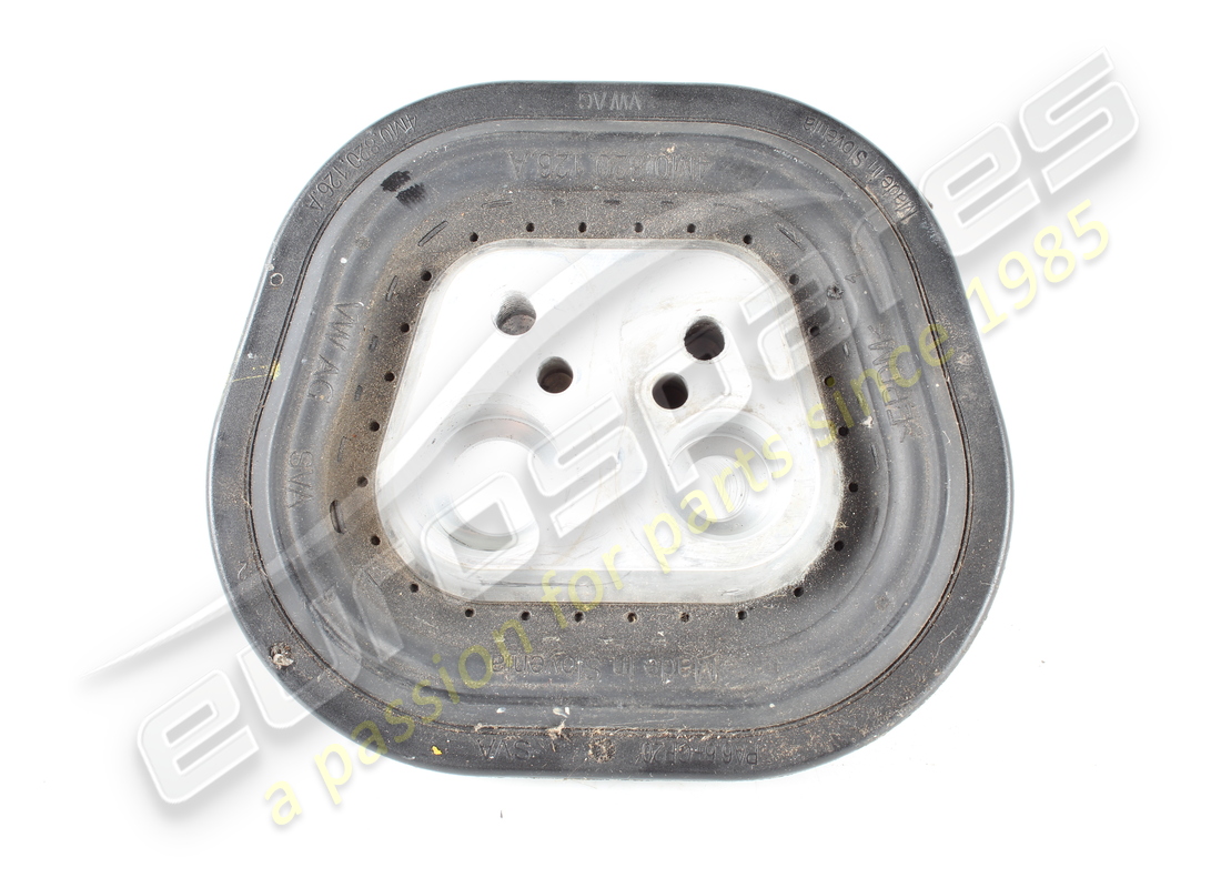 PIASTRA DI BASE USATA Lamborghini . NUMERO PARTE 4M0820339H (1) PIASTRA DI BASE USATA Lamborghini . NUMERO PARTE 4M0820339H (1)