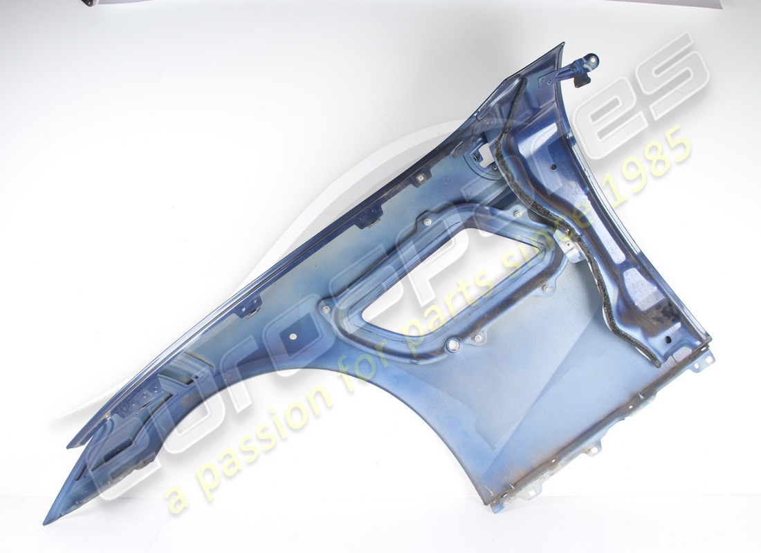 PARAFANGO ANTERIORE DESTRO COMPLETO FERRARI USATO. NUMERO PARTE 86519911 (5) parafango anteriore destro completo ferrari usato. numero parte 86519911 (5)