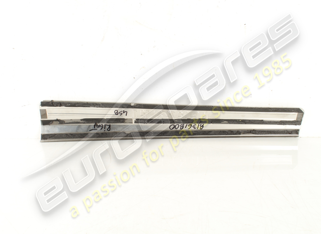 usato ferrari pedana destra. numero parte 81361800 (5)