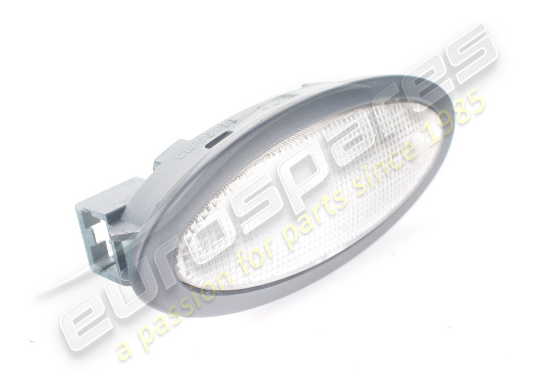 LUCE INTERNA POSTERIORE USATA Maserati . NUMERO PARTE 383100125 (1)