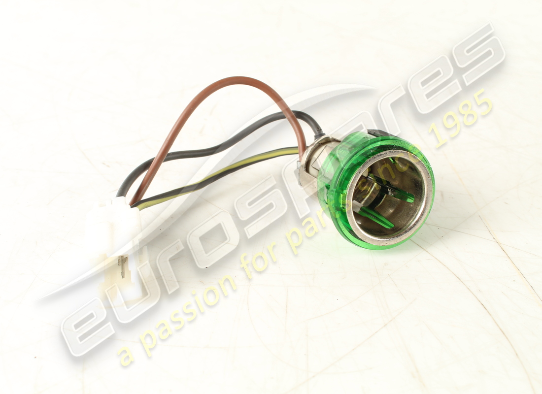 CORPO ACCENDINO PER SIGARETTE USATO Maserati . NUMERO PARTE 183271 (1)