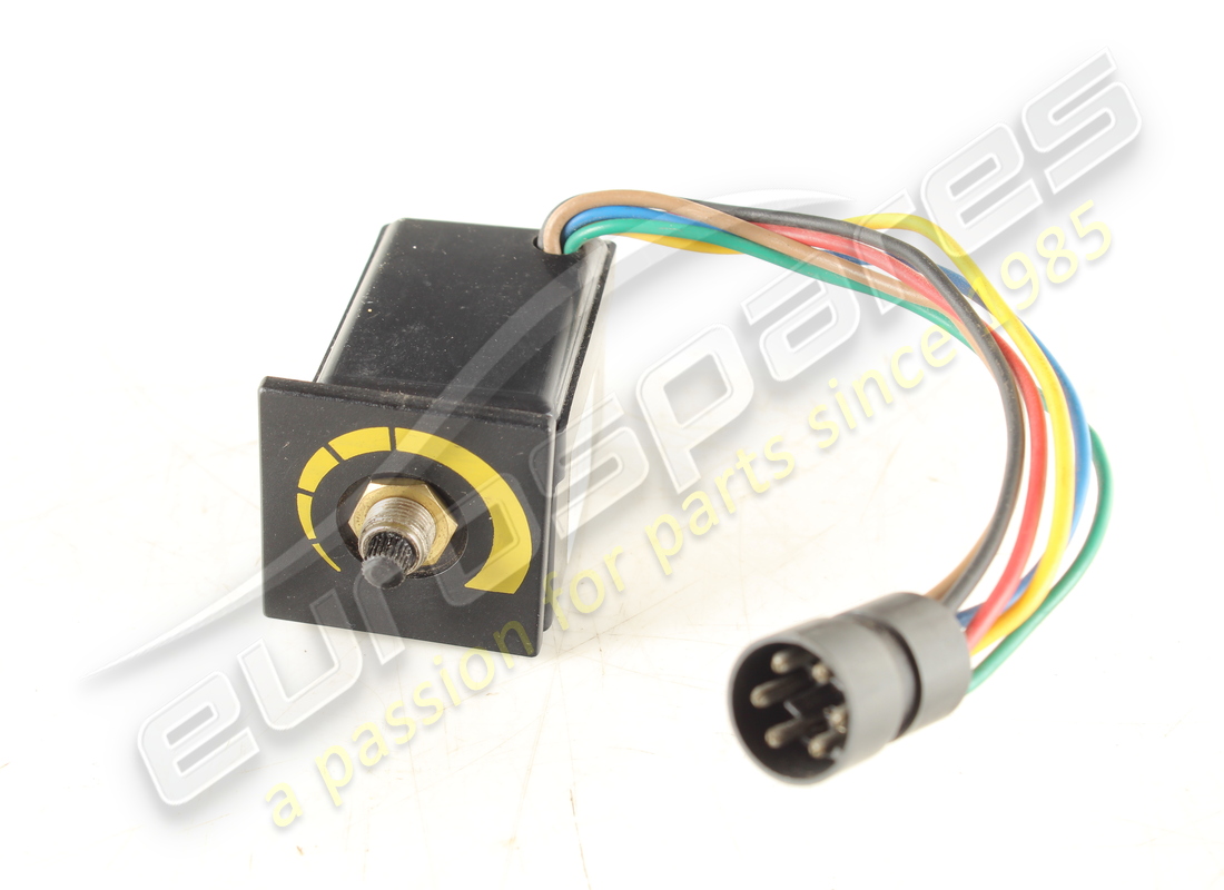 USED FERRARI FAN SWITCH (6-PIN). PART NUMBER 2578089000 (2) used ferrari fan switch (6-pin). part number 2578089000 (2)