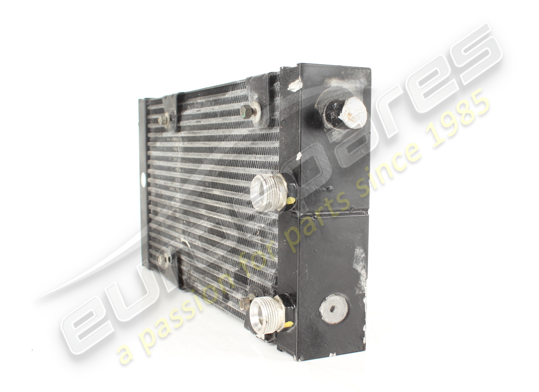 radiatore olio ferrari usato. numero parte 266825 (5)