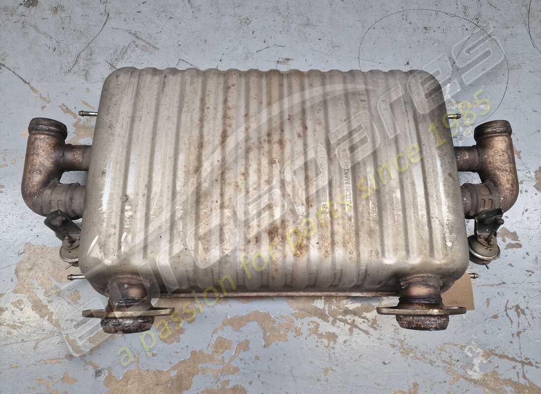usato aston martin silenziatore e gruppo valvola bypass. numero parte 4g435230fc (2)