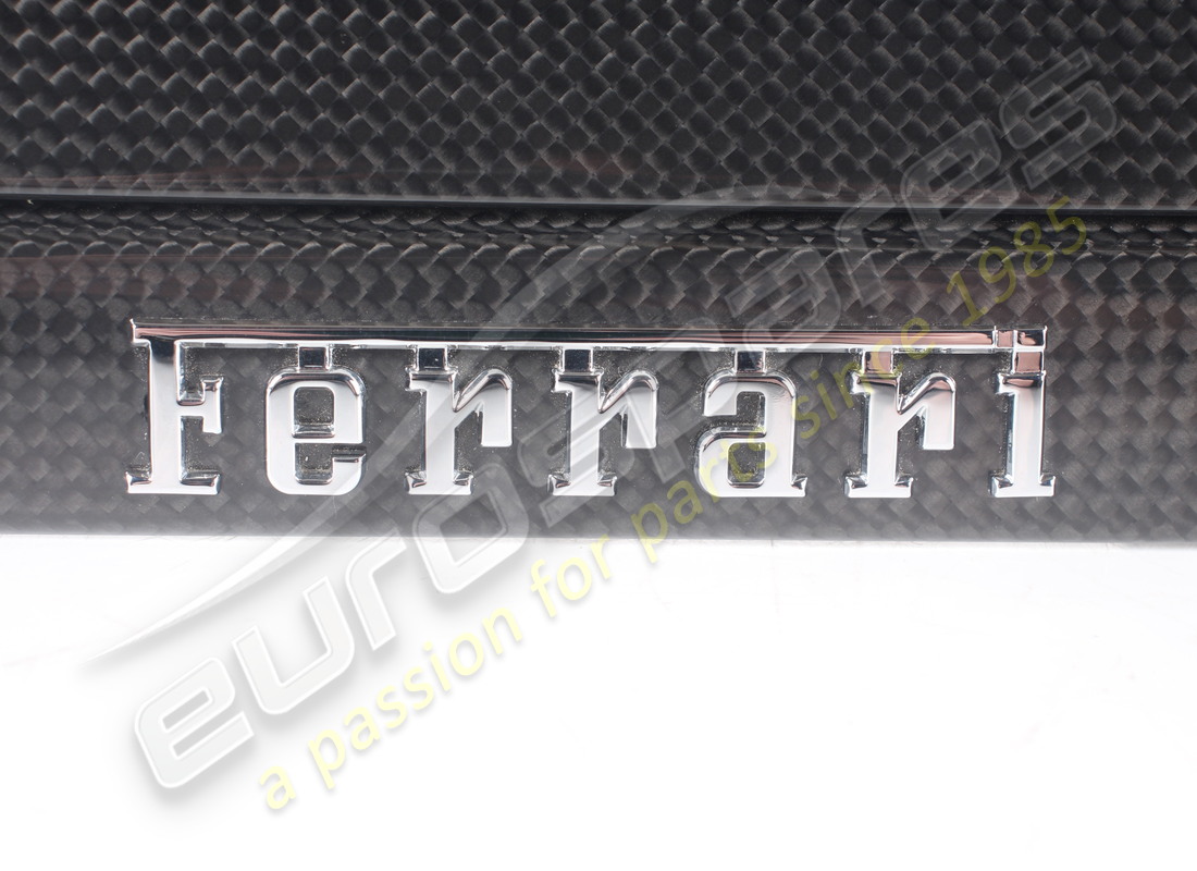 SFIATO CENTRALE COMPLETO IN CARBONIO EUROSPARES USATO. NUMERO PARTE EAP1723825 (6) sfiato centrale completo in carbonio eurospares usato. numero parte eap1723825 (6)