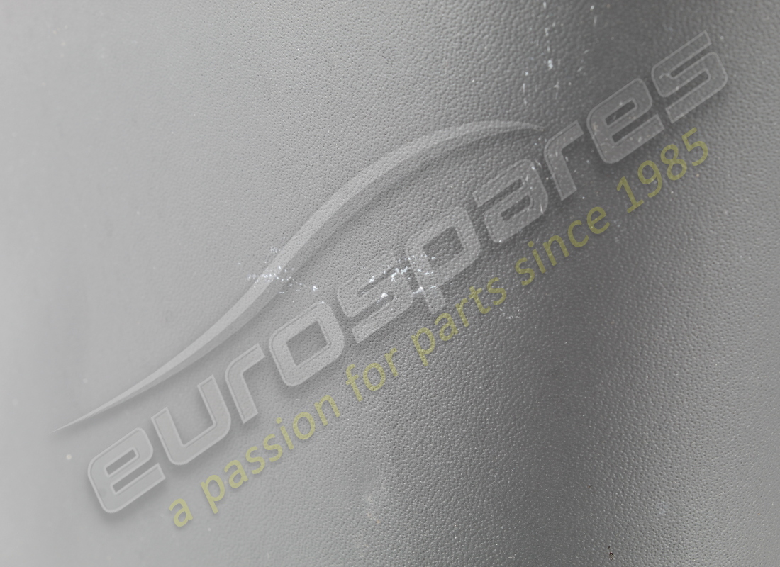 usato ferrari fianchetto inferiore dx. completare. numero parte 973231 (3)