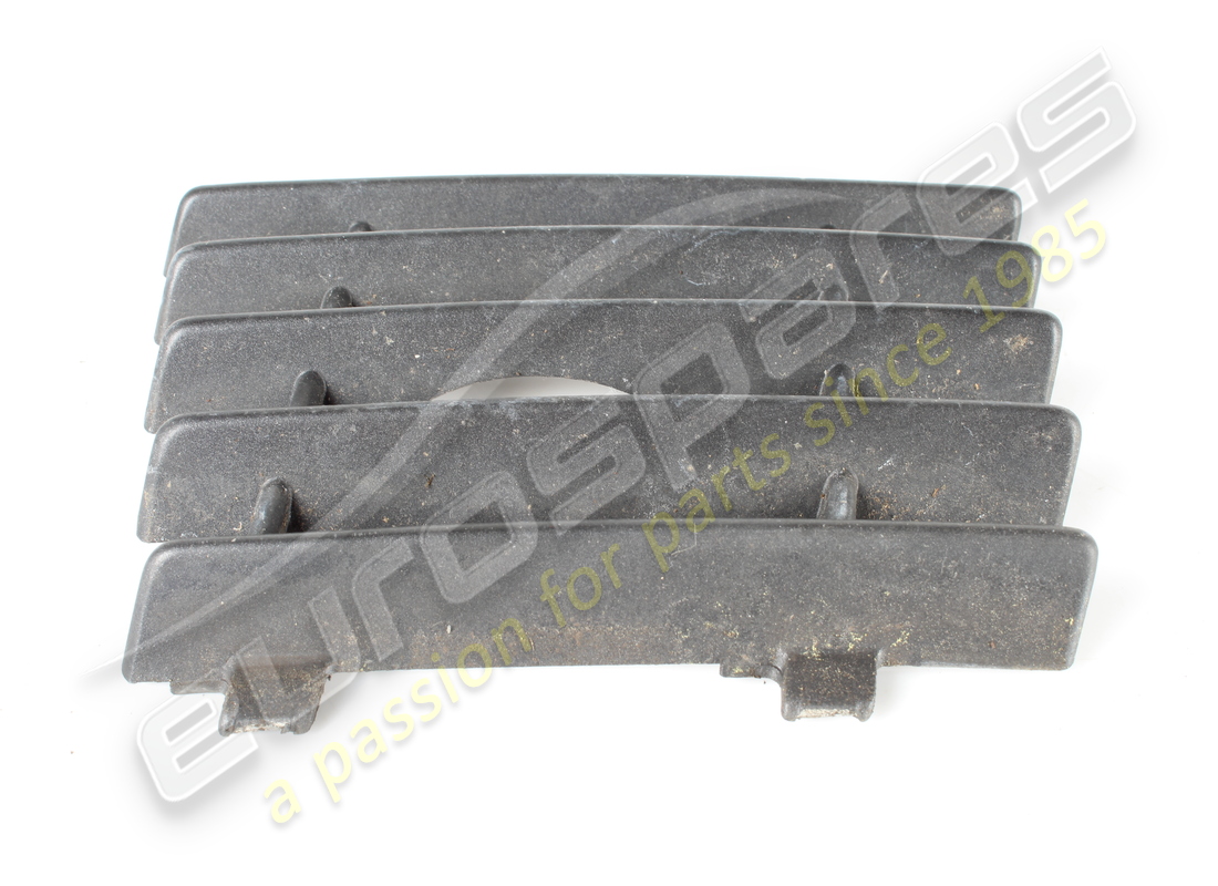 griglia gancio anteriore usata maserati 4p90. numero parte 376300348 (2)