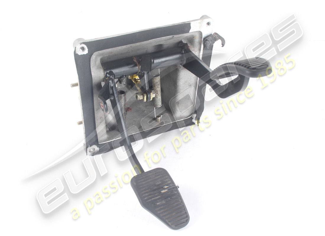 USATO Eurospares GRUPPO PEDALI COMPLETO RHD. NUMERO PARTE EAP1726343 (1)