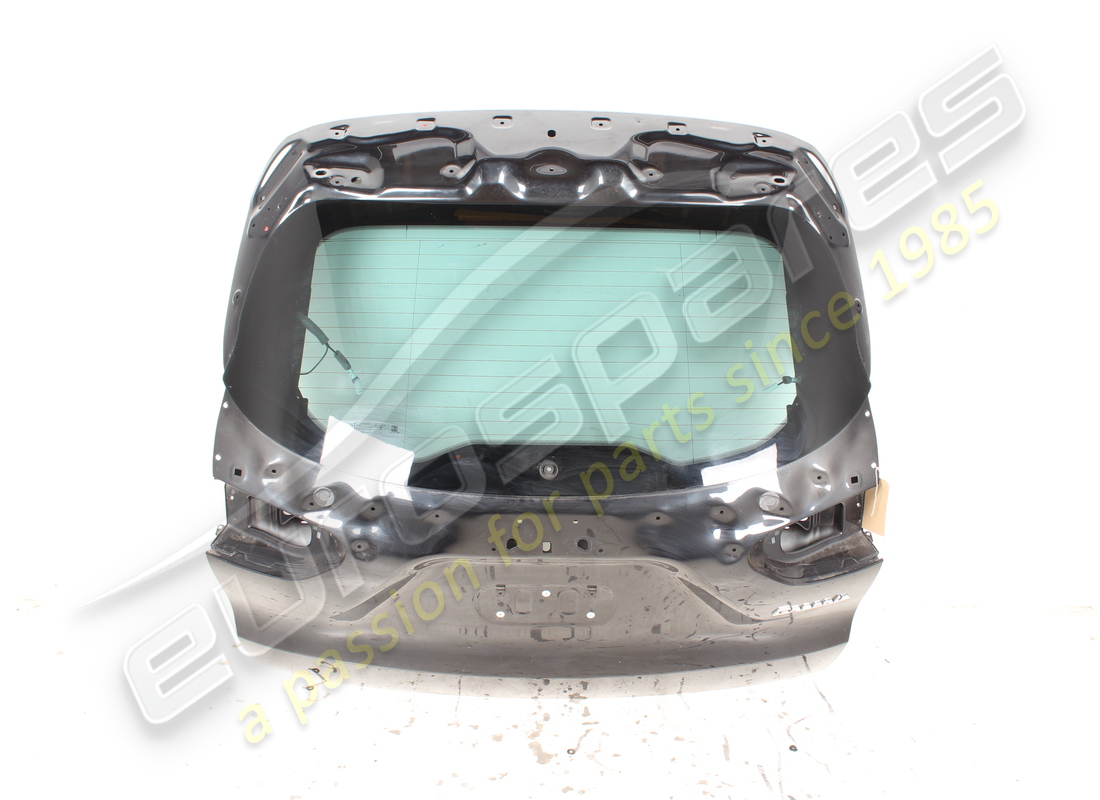 COFANO POSTERIORE USATO Maserati CON VETRO . NUMERO PARTE EAP1488749 (1)