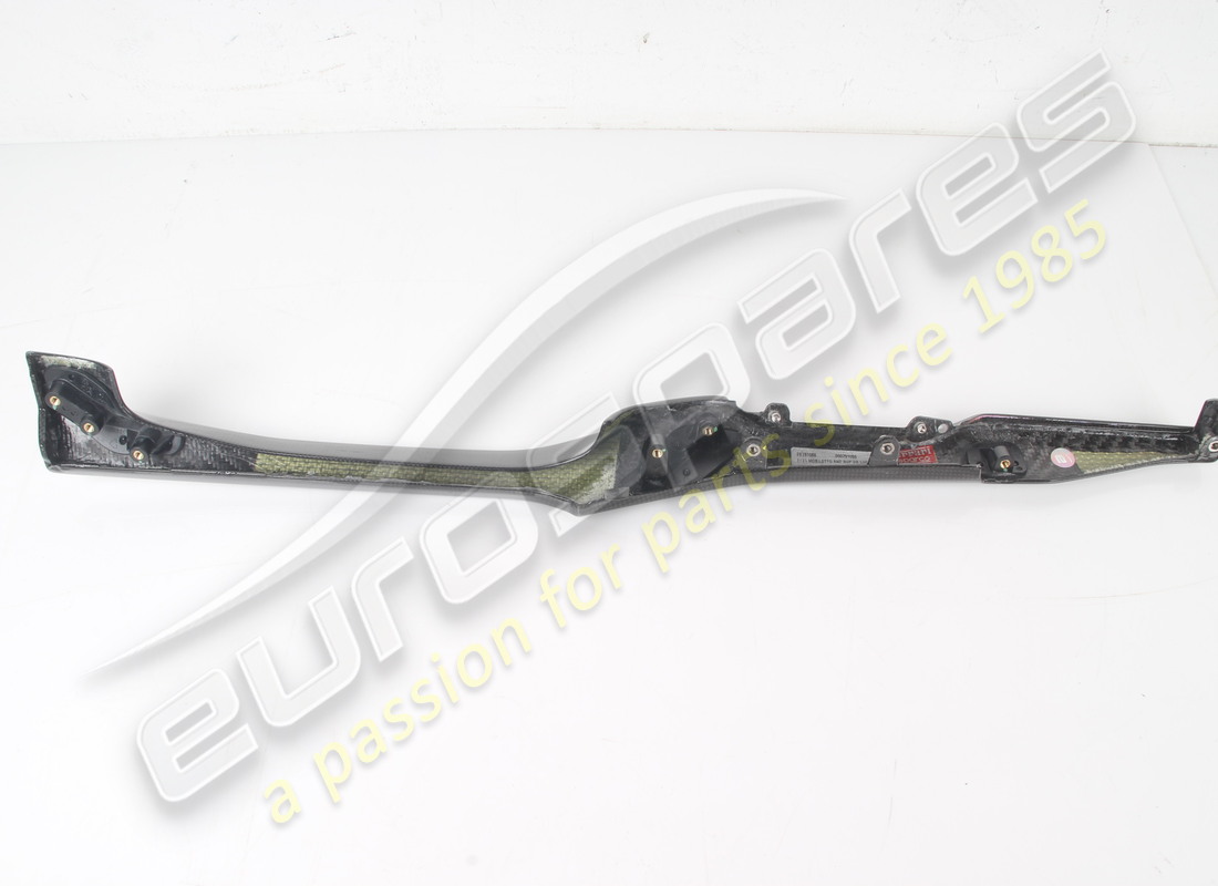 usato ferrari mobiletto ant. sup.dx carbon. numero parte 791066 (4)