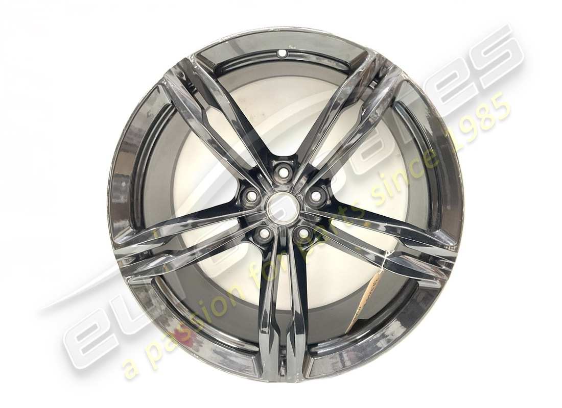 Ferrari RUOTA POSTERIORE USATA. NUMERO PARTE 328457 (1)