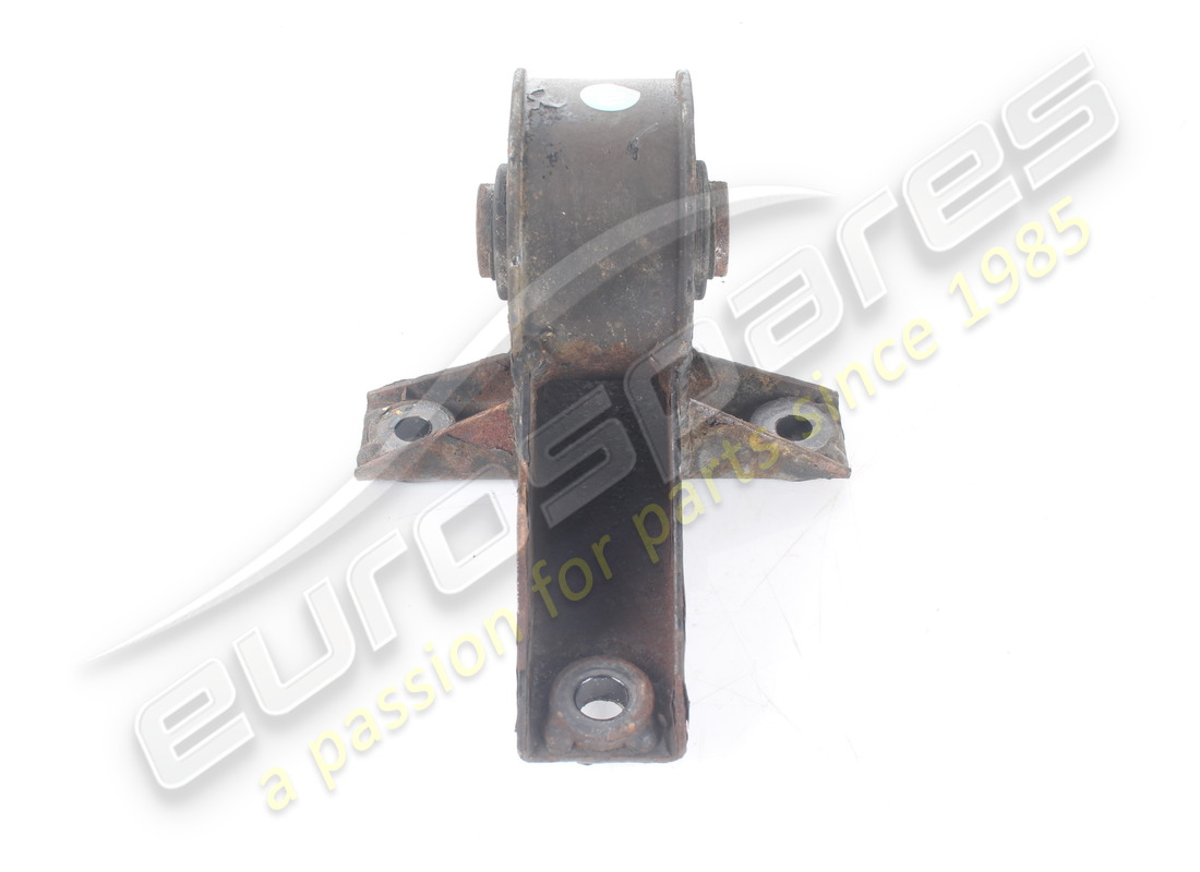 staffa laterale di montaggio del differenziale usata maserati. numero parte 376200165 (2)