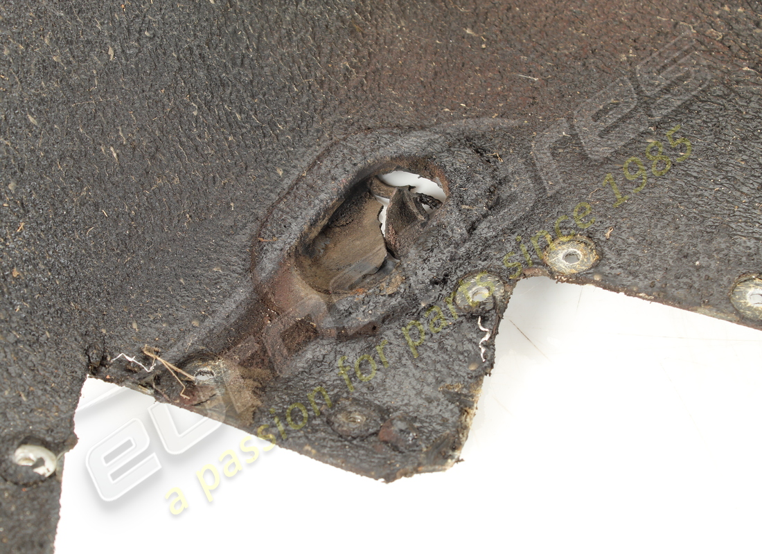 FERRARI PASSARUOTA ANTERIORE DX USATO. NUMERO PARTE 60615700 (2) ferrari passaruota anteriore dx usato. numero parte 60615700 (2)