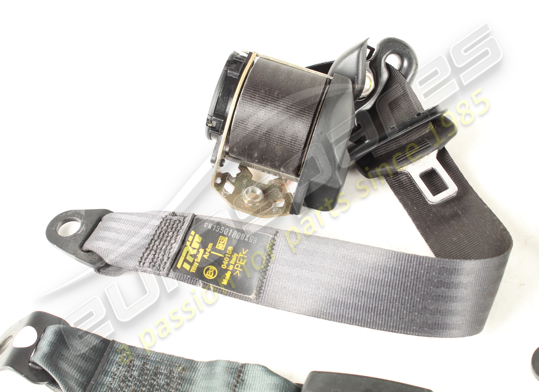 USATO MASERATI KIT CINTURE DI SICUREZZA POSTERIORE M338A. NUMERO PARTE 388150018 (2) usato maserati kit cinture di sicurezza posteriore m338a. numero parte 388150018 (2)