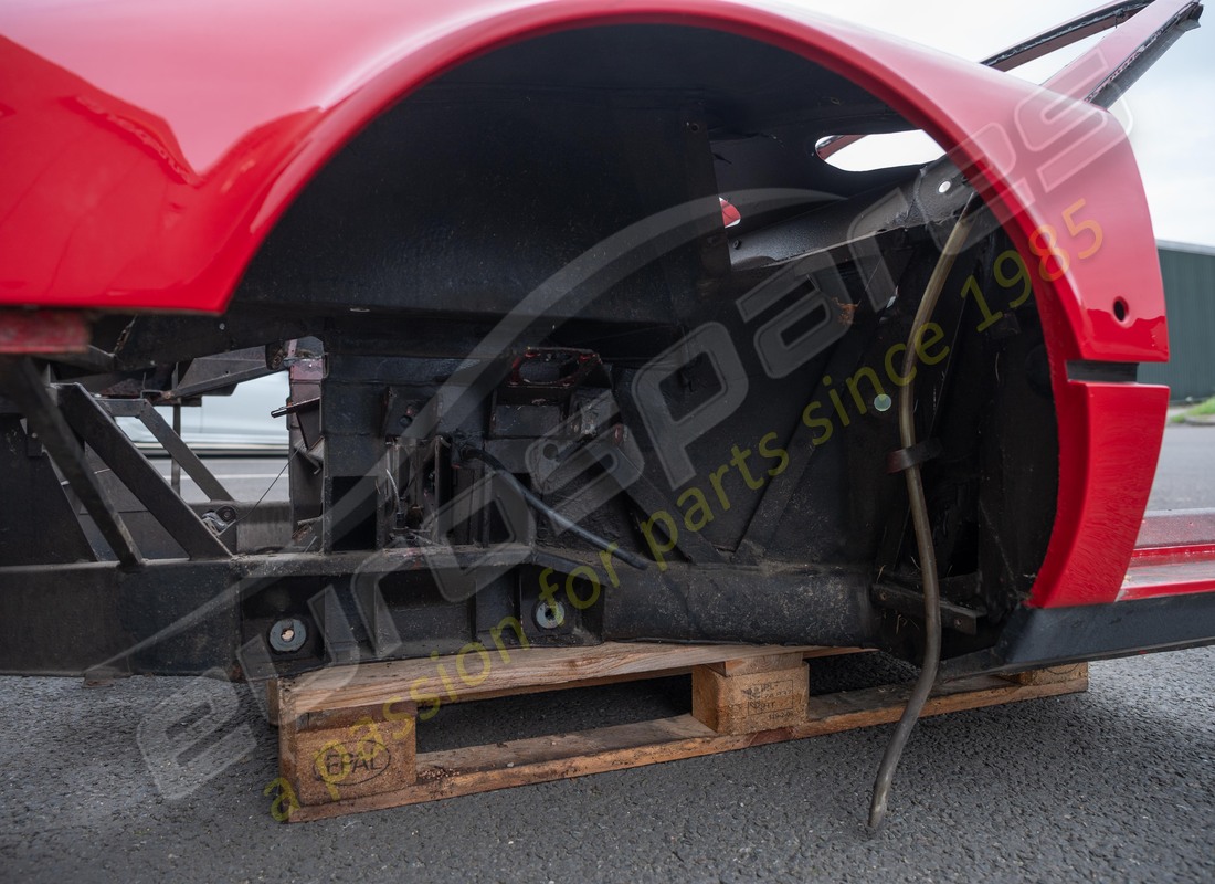 gruppo pannello anteriore ferrari usato. numero parte 61751200 (5)