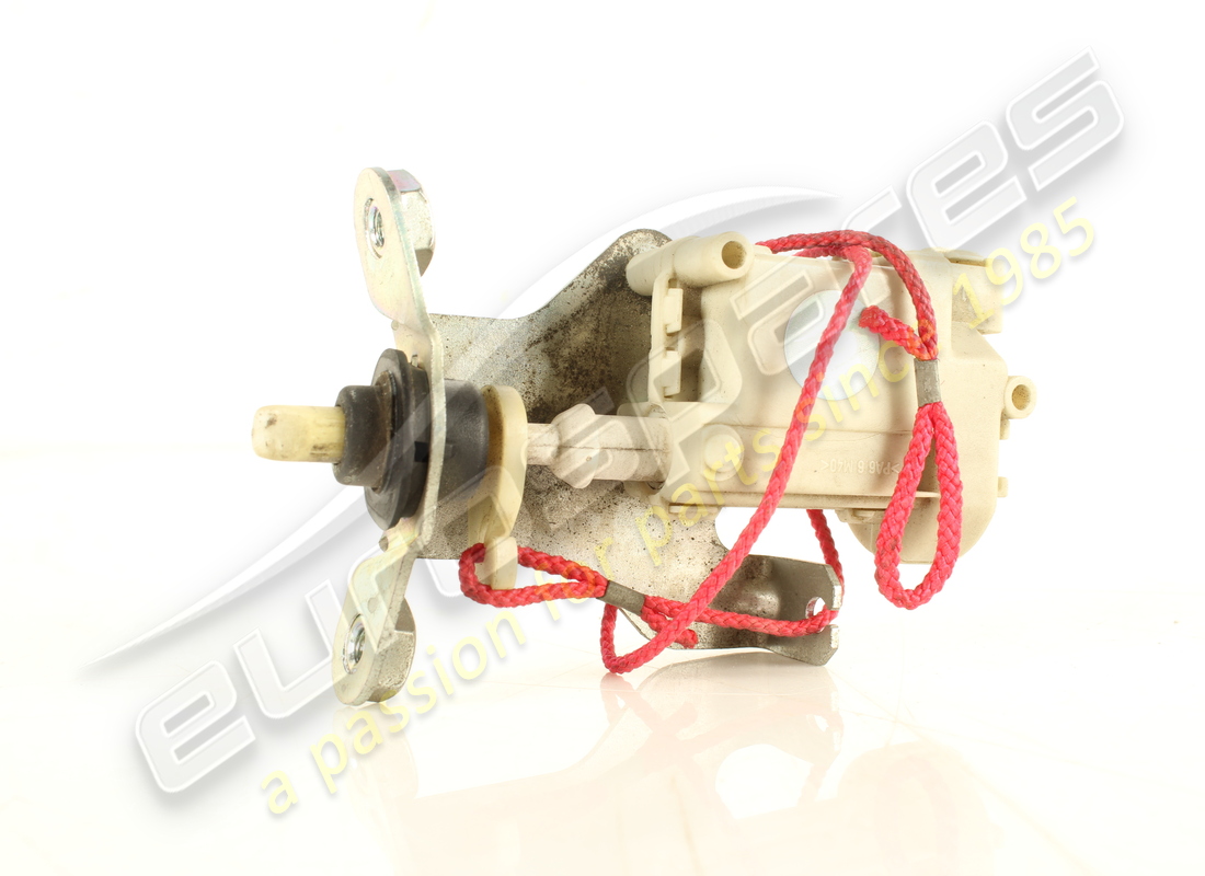 SPORTELLO RIEMPIMENTO CARBURANTE COMPLETO USATO Ferrari NUMERO PARTE 86009000 (1)
