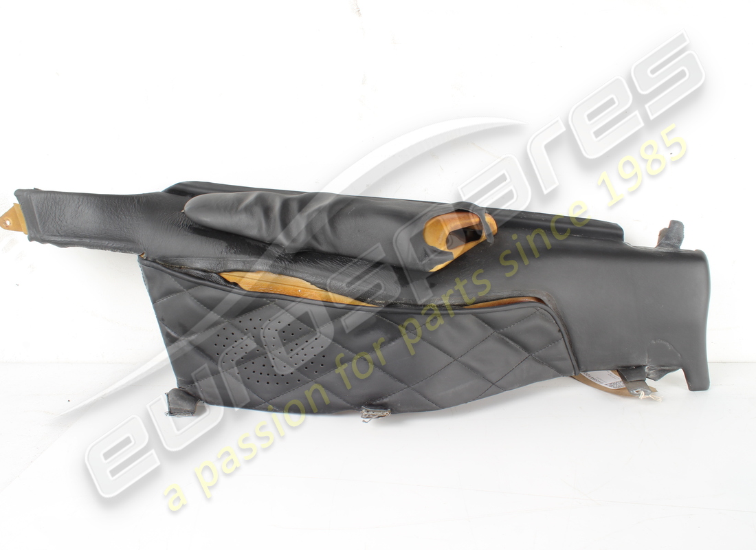 COPERTURA CINGHIA SX DANNEGGIATA Ferrari IN NERO VM8500 . NUMERO PARTE 64584100 (1)