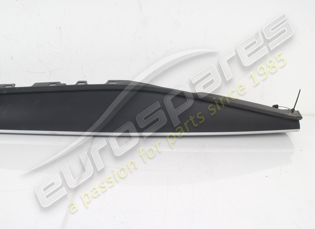 usato ferrari rivestimento davanzale esterno sinistro completo numero parte 769916 (3)