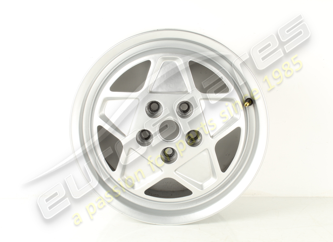 RUOTA POSTERIORE USATA Ferrari 3.2 MQV . NUMERO PARTE 127457 (1)