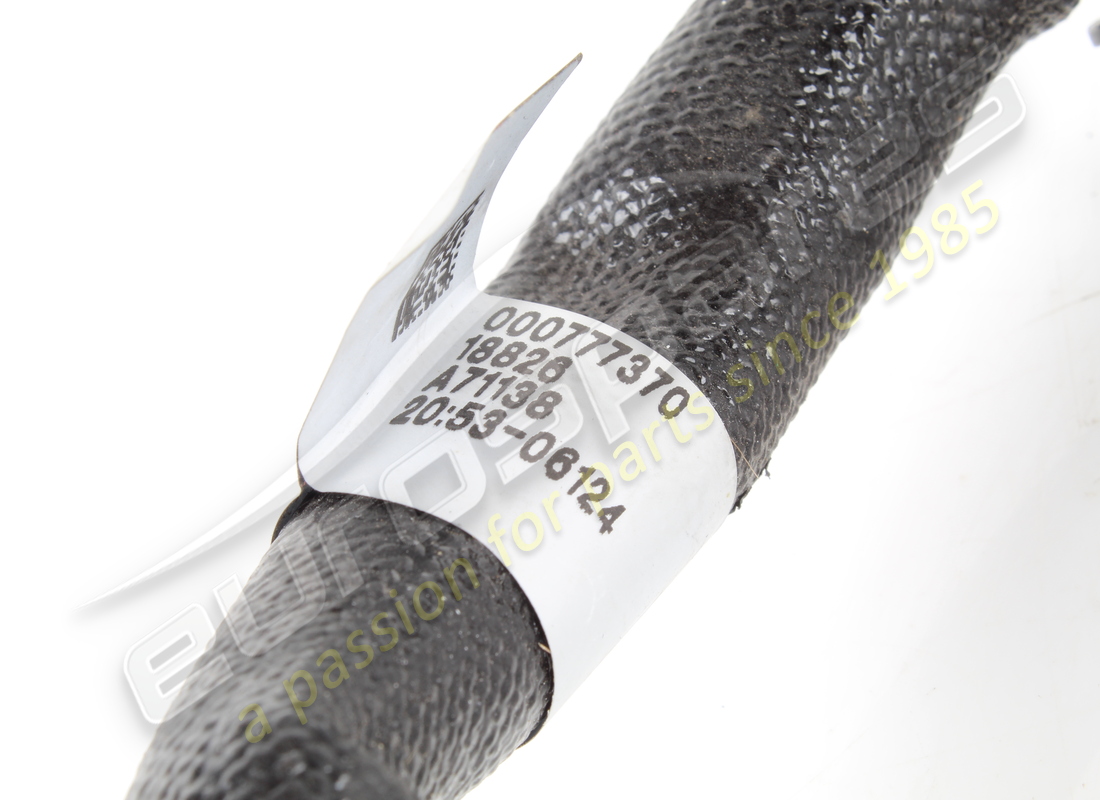 USATO FERRARI TUBO DA CANISTER A SEZIONAME. NUMERO PARTE 777370 (4) usato ferrari tubo da canister a sezioname. numero parte 777370 (4)