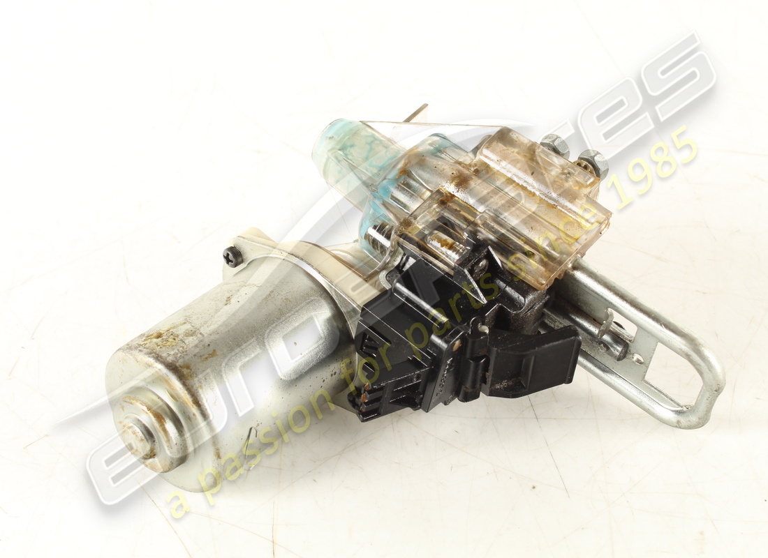 USED FERRARI BOOT LID MOTOR. PART NUMBER 2578040200 (3) used ferrari boot lid motor. part number 2578040200 (3)