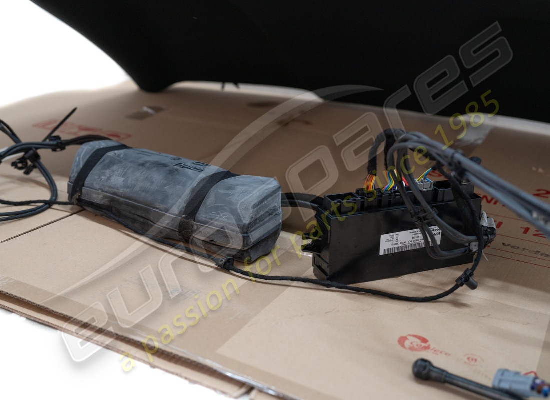 usato ferrari assemblaggio tetto. numero parte 865510 (4)