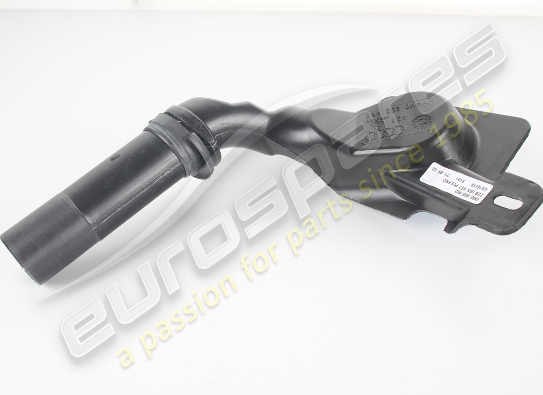 nuovo lamborghini collo di riempimento. numero parte 4m0955462 (3)