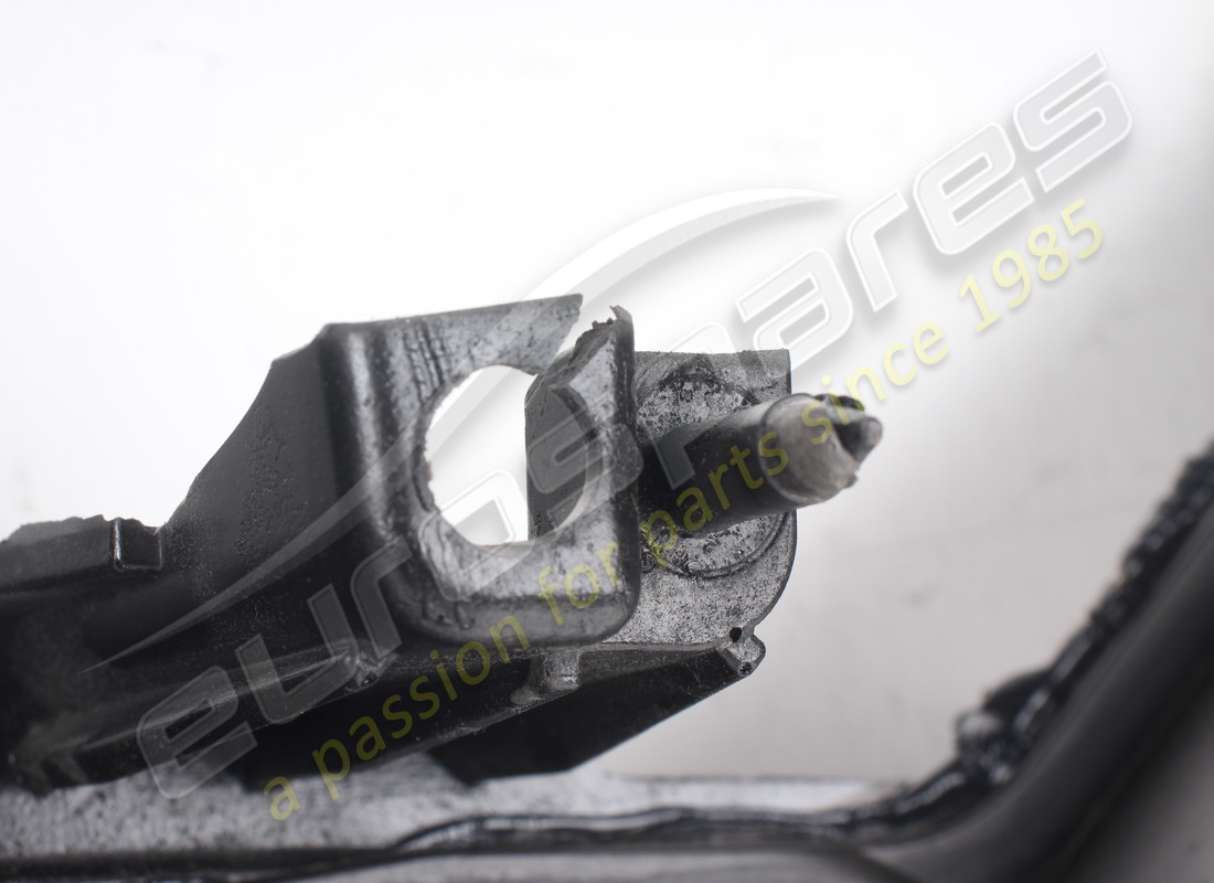 danneggiato ferrari ossatura-most-def+canalizzaz. numero parte 778540 (10)