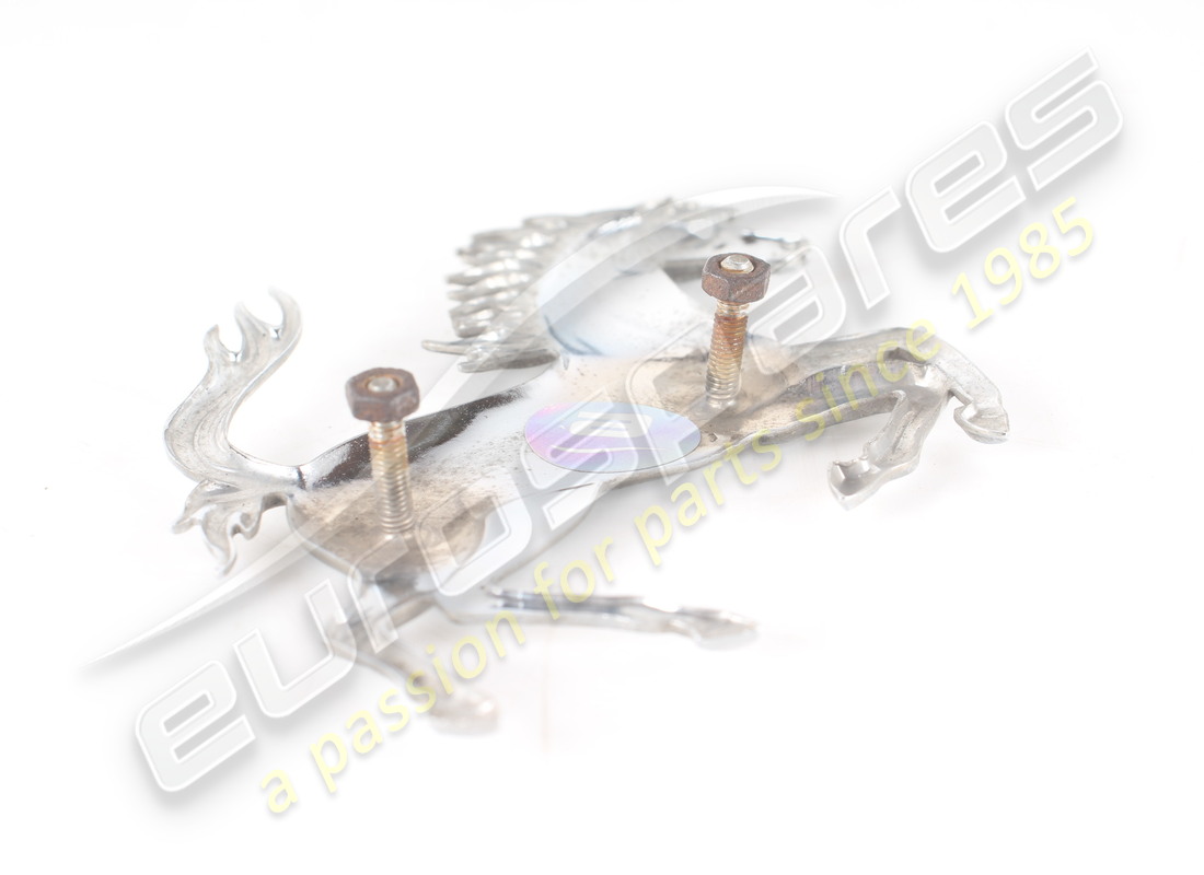 USATO FERRARI DISTINTIVO CAVALLINO RAMPANTE. NUMERO PARTE 84933700 (2) usato ferrari distintivo cavallino rampante. numero parte 84933700 (2)