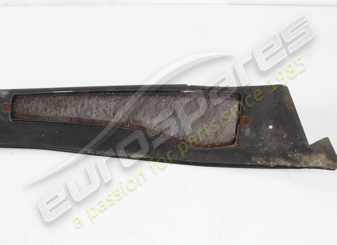 modanatura esterna sx usata ferrari per gb/aus. numero parte 65241900 (5)