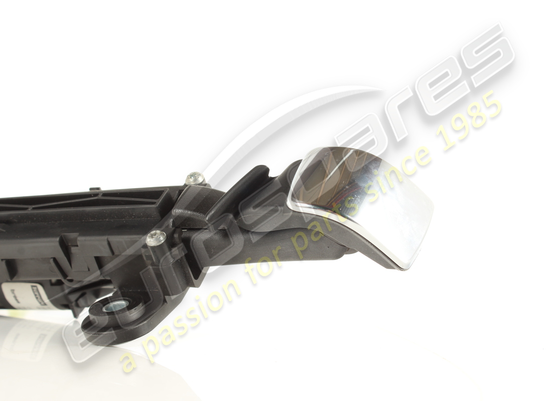 estensione cinghia dx usata ferrari. numero parte 81913500 (2)