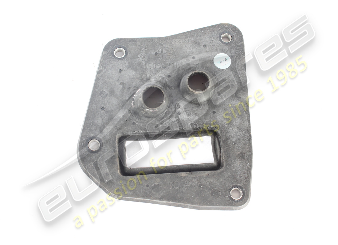 GUARNIZIONE A/C USATA Maserati NUMERO PARTE 675001734 (1)