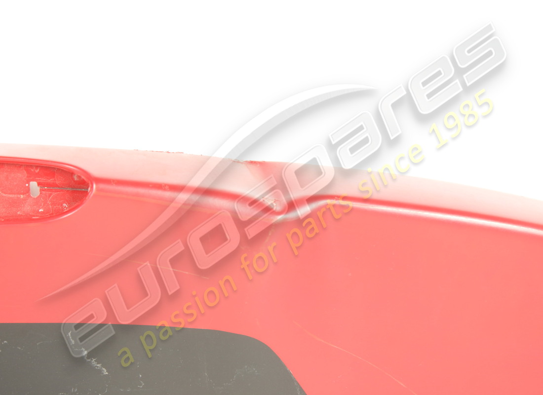 spoiler posteriore ferrari danneggiato. numero parte 88891211 (3)