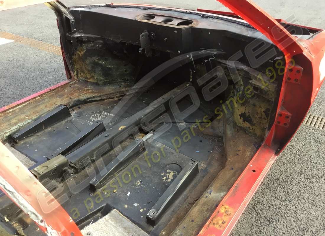 carrozzeria e telaio dino (1979) rhd eurospares ferrari 308 gt4 usati. numero parte eap1390100 (6)