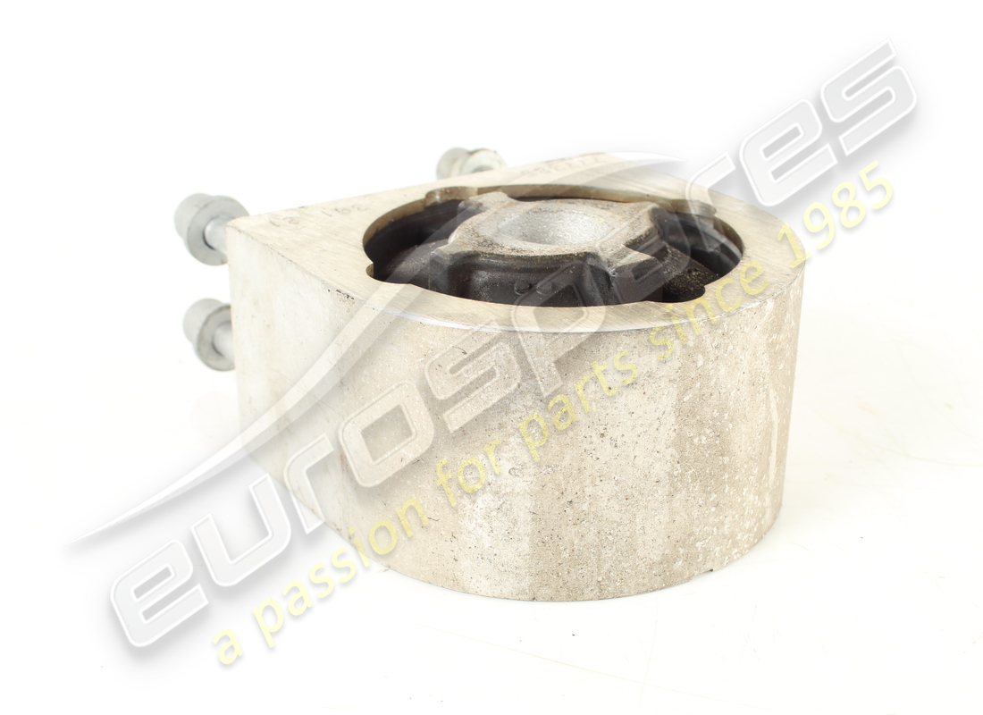 used ferrari supporto anteriore tampone. part number 777385 (4)