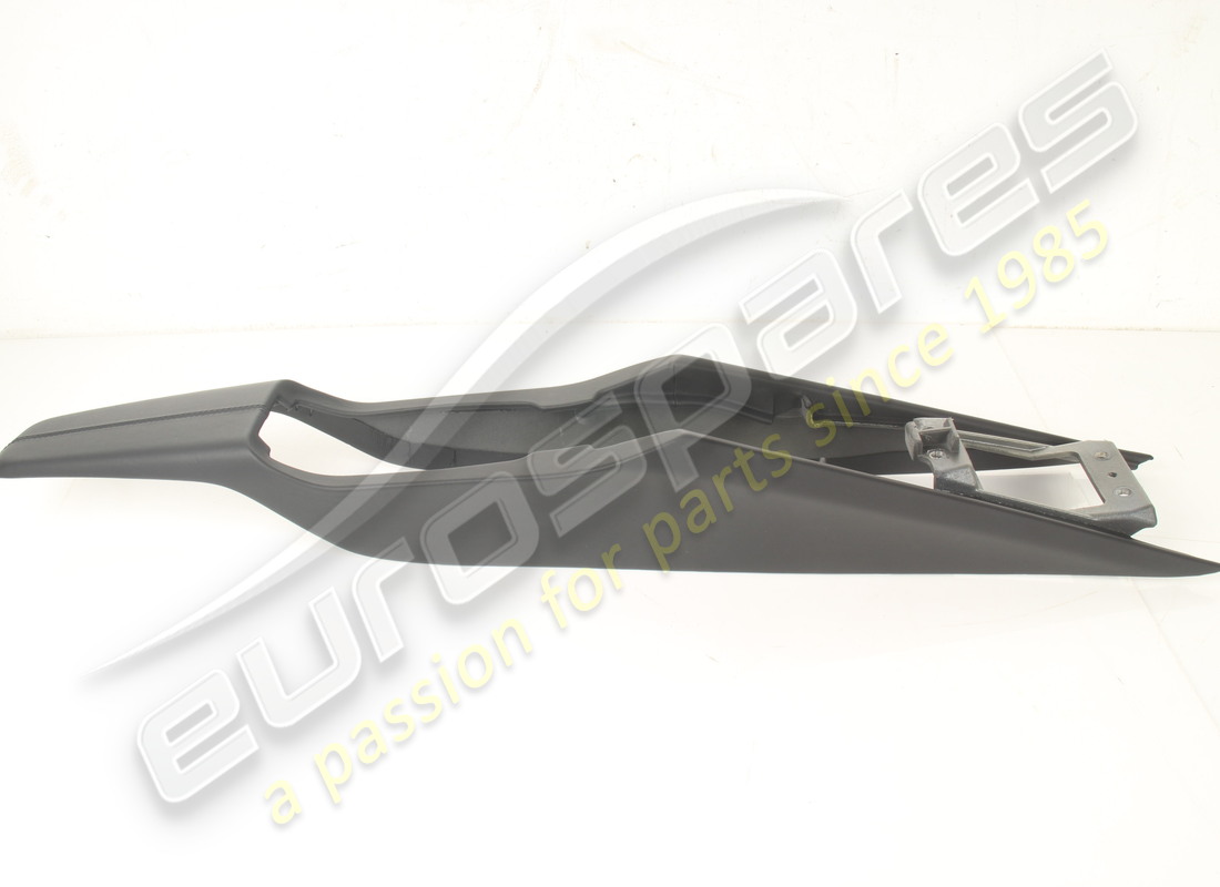 struttura unità console centrale posteriore usata ferrari. numero parte 811983 (6)