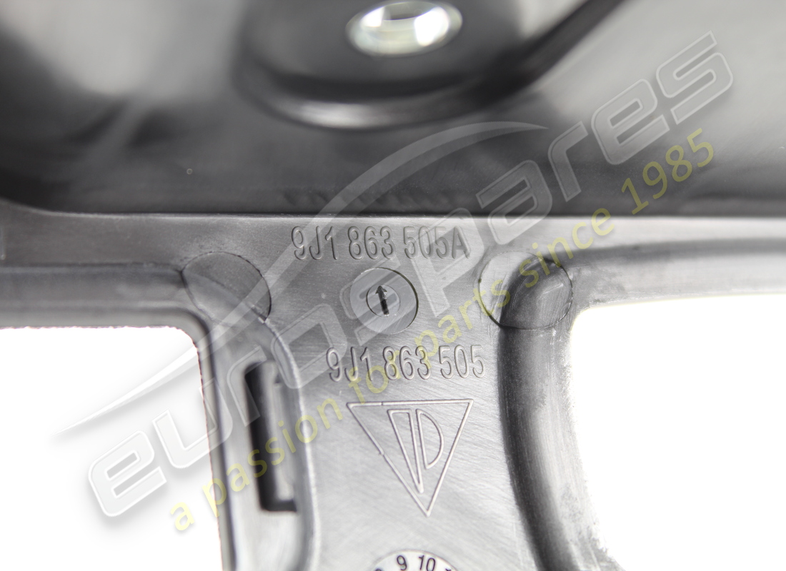 NUOVO PORSCHE COPERTURA NERA. NUMERO PARTE 9J1863505AOK1 (5) nuovo porsche copertura nera. numero parte 9j1863505aok1 (5)