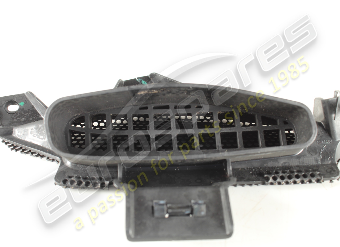 usato ferrari diffusore centrale completo. numero parte 898800 (3)