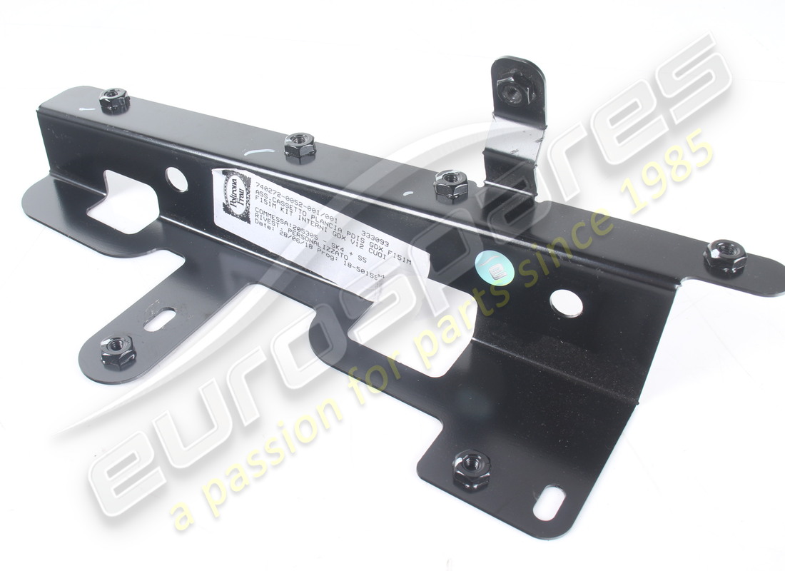 SUPPORTO CERNIERA VANO PORTAOGGETTI USATO Ferrari. NUMERO PARTE 88209800 (1)