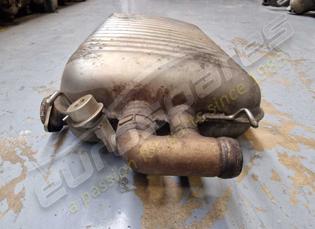 usato aston martin silenziatore e gruppo valvola bypass. numero parte 4g435230fc (4)