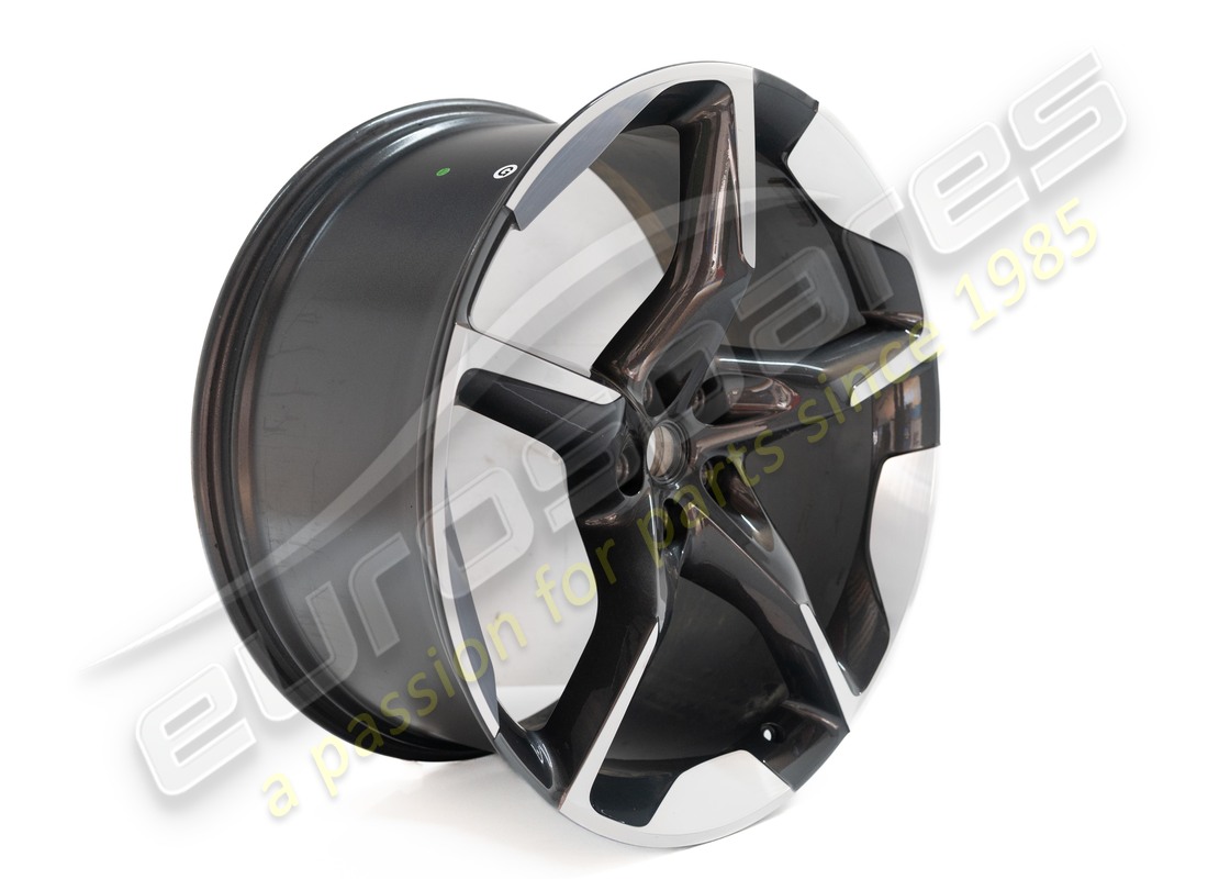 ruota posteriore sinistra usata ferrari 23'' (taglio diamante/grigia). numero parte 895995 (2)