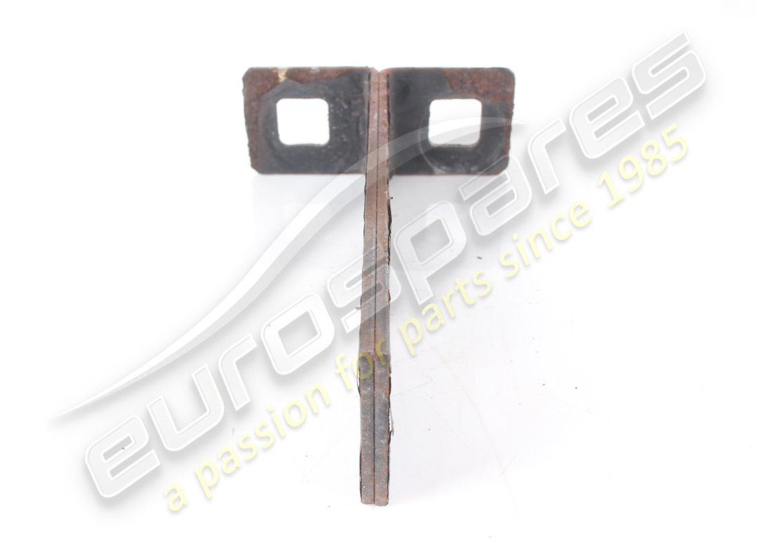 USATO FERRARI FERRO PER PARAURTI ANTERIORE. NUMERO PARTE 61741500 (2) usato ferrari ferro per paraurti anteriore. numero parte 61741500 (2)