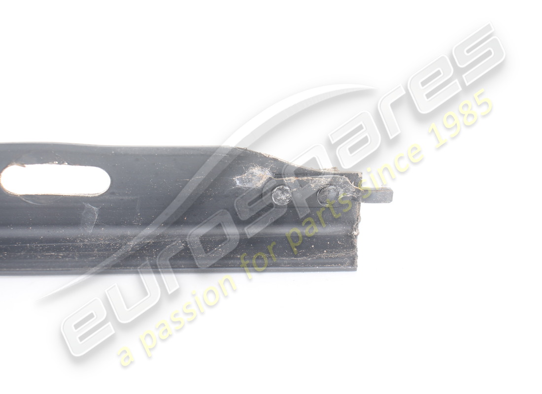 MODANATURA PER GRONDAIA DEL TETTO DX USATA FERRARI. NUMERO PARTE 87812100 (2) modanatura per grondaia del tetto dx usata ferrari. numero parte 87812100 (2)