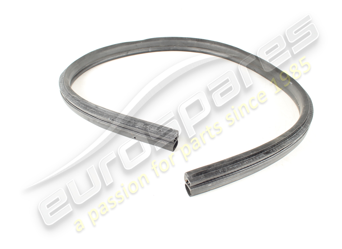 GUARNIZIONE INFERIORE USATA Ferrari . NUMERO PARTE 83987400 (1)