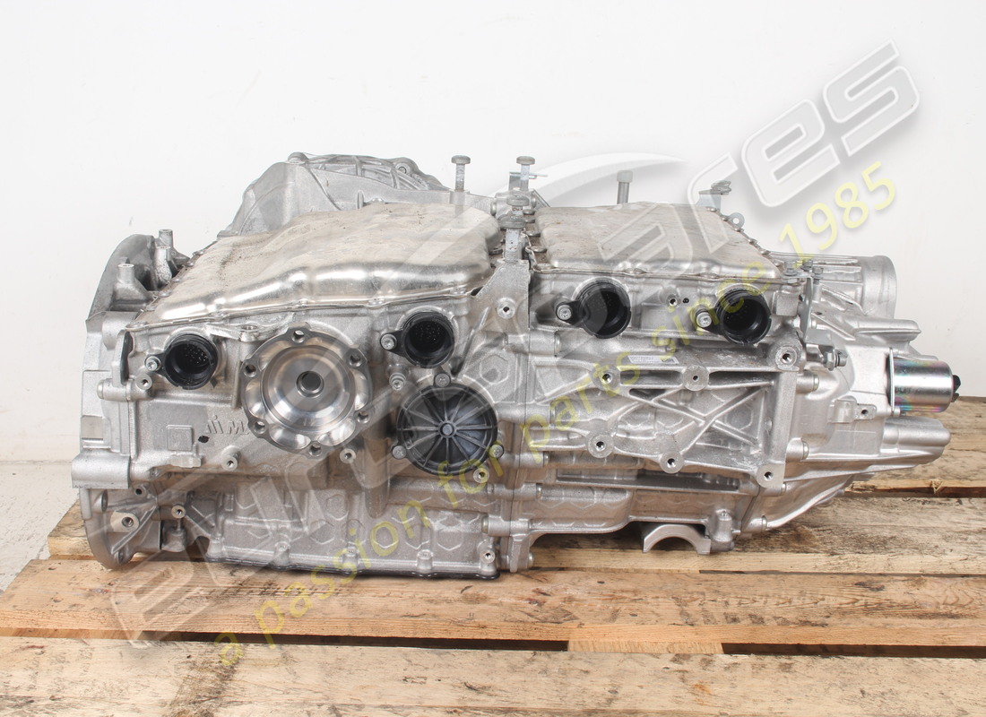 CAMBIO GTC FERRARI USATO. NUMERO PARTE 893170 (2) cambio gtc ferrari usato. numero parte 893170 (2)