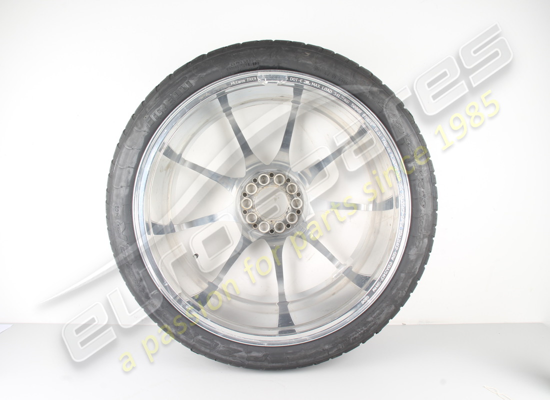 set di ruote usate mclaren. numero parte eap1558709 (3)