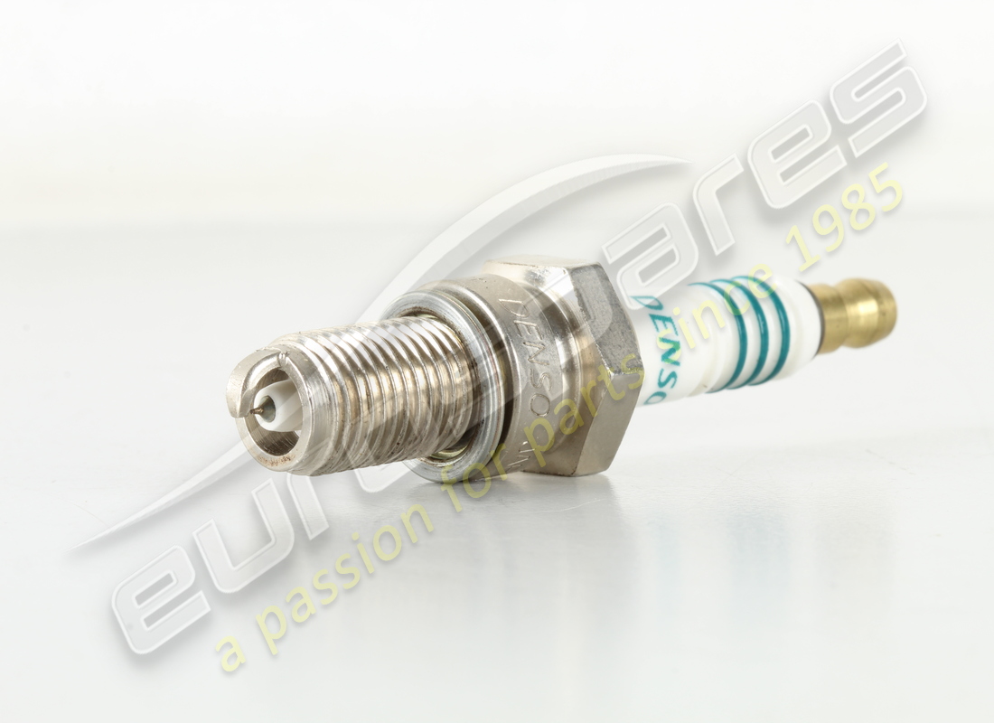 NUOVA CANDELA DENSO. NUMERO PARTE 0016003036 (1) nuova candela denso. numero parte 0016003036 (1)