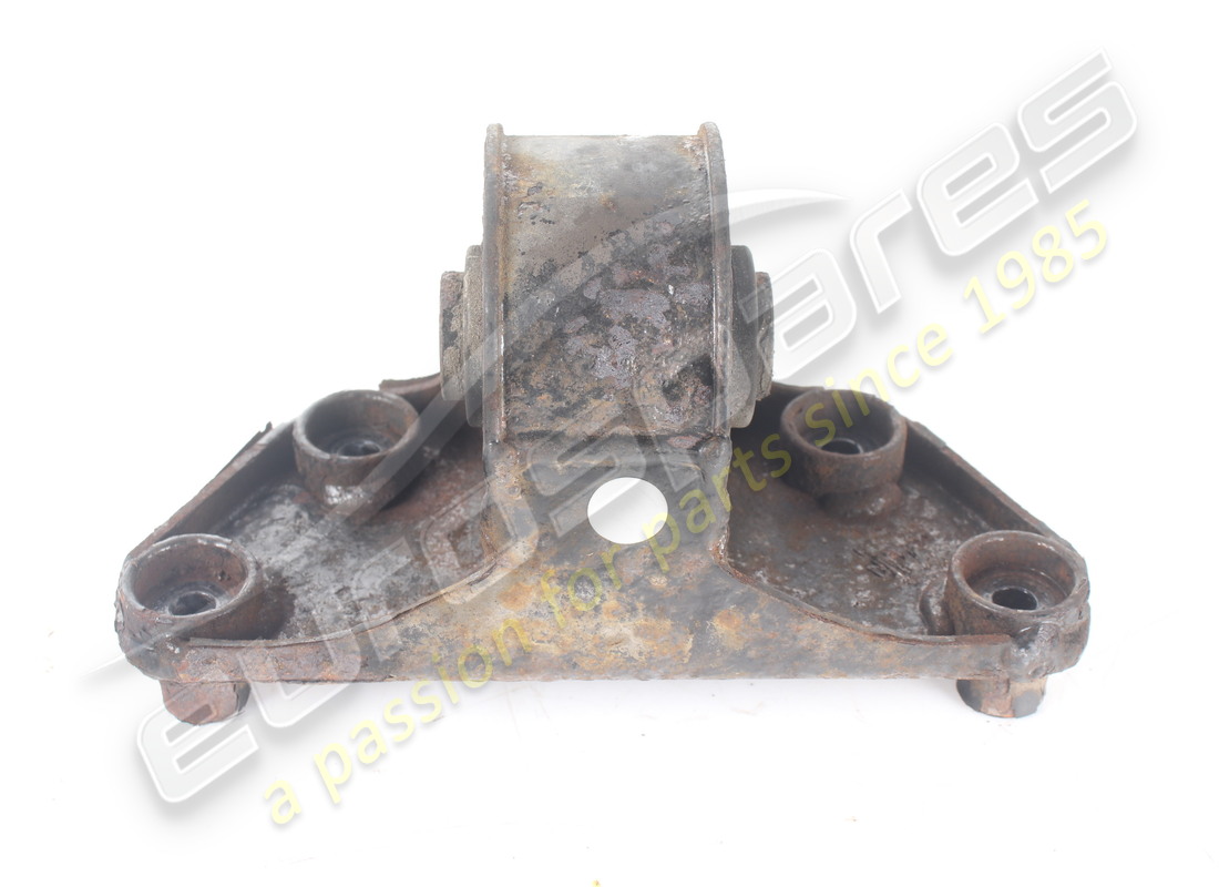 SUPPORTO DIFFERENZIALE POSTERIORE USATO Maserati . NUMERO PARTE 376200169 (1)