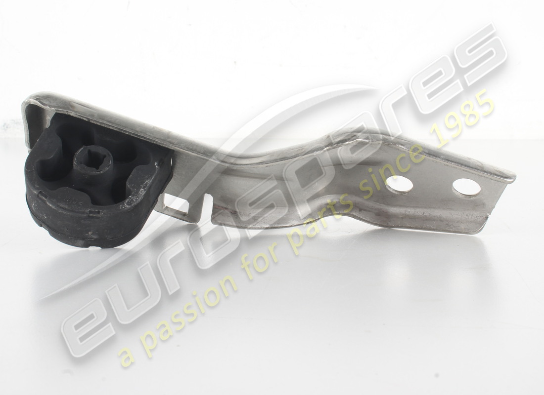 nuovo maserati supporto posteriore sx tubo di scarico. numero parte 670174966 (3)